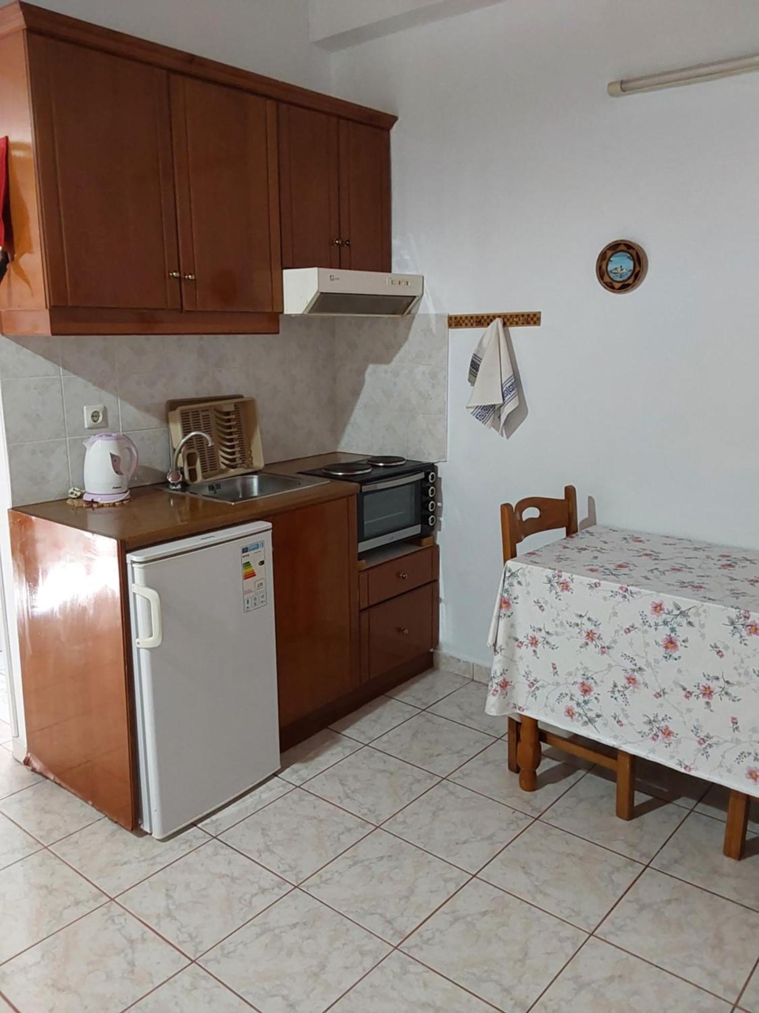 Amadeus Hawaii Apartments & Studios Sidari  Room photo